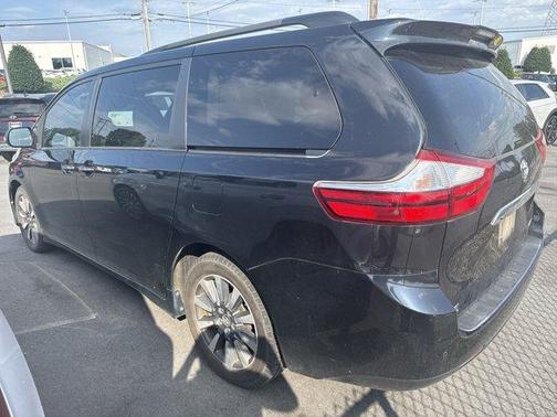 2019 Toyota Sienna Limited