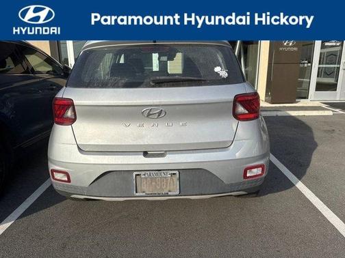 2022 Hyundai VENUE SEL