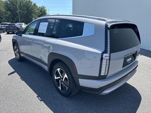Cyber Gray 2026 Hyundai IONIQ 9 SE