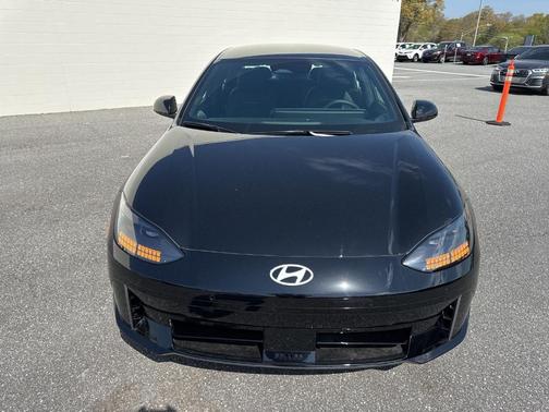 Onyx Black 2025 Hyundai IONIQ 6 SEL