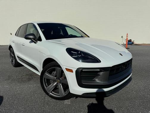 2024 Porsche Macan 
