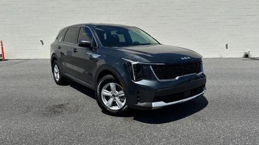 2024 Kia Sorento LX