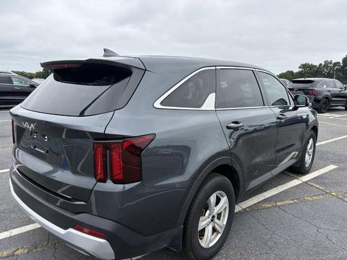 2024 Kia Sorento LX
