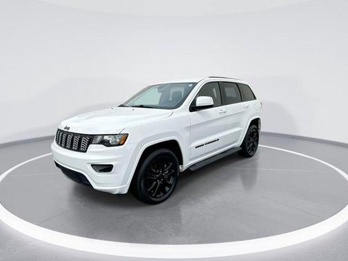 2022 Jeep Grand Cherokee WK Laredo
