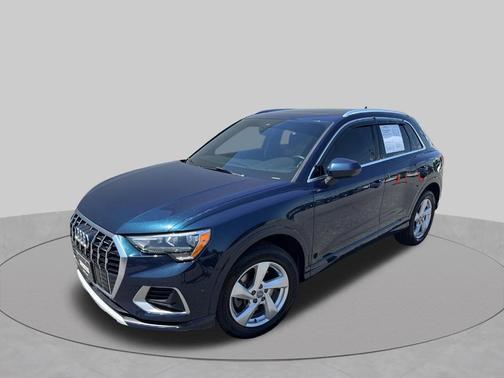 Cosmos Blue Metallic 2020 Audi Q3 45 Premium