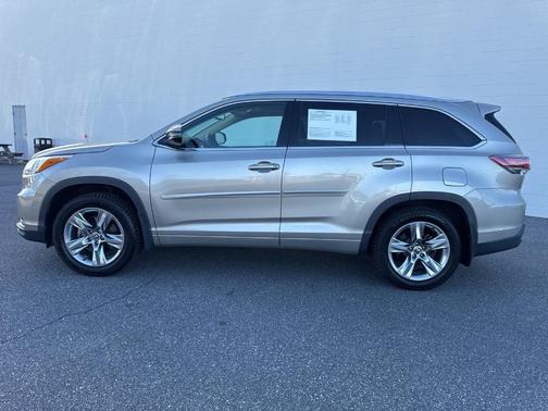 2016 Toyota Highlander Limited
