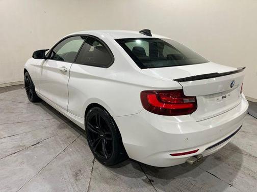Alpine White 2016 BMW 228 228i