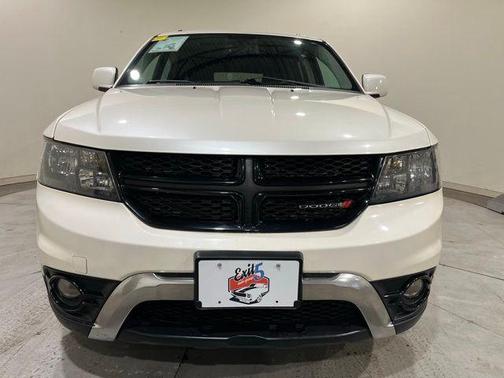 White Noise Tri-Coat 2017 Dodge Journey Crossroad