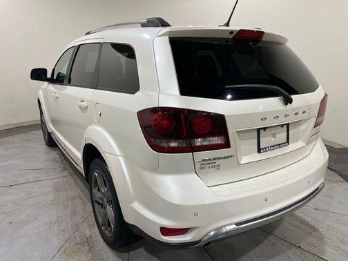 White Noise Tri-Coat 2017 Dodge Journey Crossroad