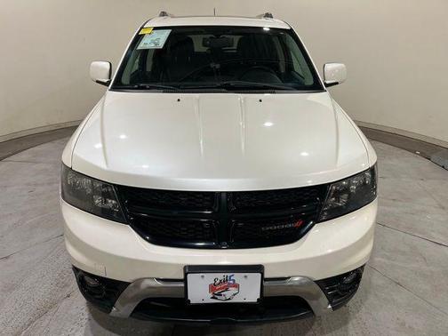 White Noise Tri-Coat 2017 Dodge Journey Crossroad