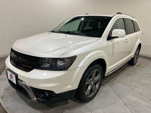 White Noise Tri-Coat 2017 Dodge Journey Crossroad