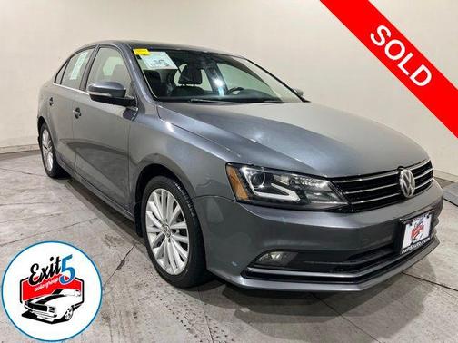 Platinum Gray Metallic 2016 Volkswagen Jetta 1.8T SEL