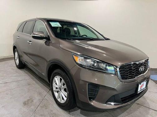 Dragon Brown 2019 Kia Sorento LX
