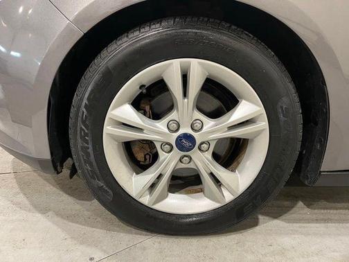 Sterling Gray Metallic 2014 Ford Focus SE