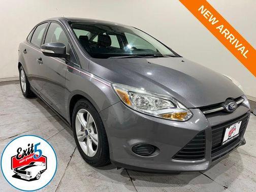 Sterling Gray Metallic 2014 Ford Focus SE