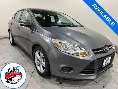 Sterling Gray Metallic 2014 Ford Focus SE
