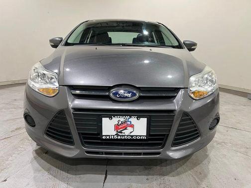 Sterling Gray Metallic 2014 Ford Focus SE