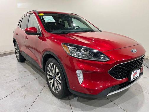 2020 Ford Escape Titanium