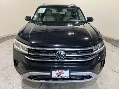 Deep Black 2021 Volkswagen Atlas 3.6L SEL