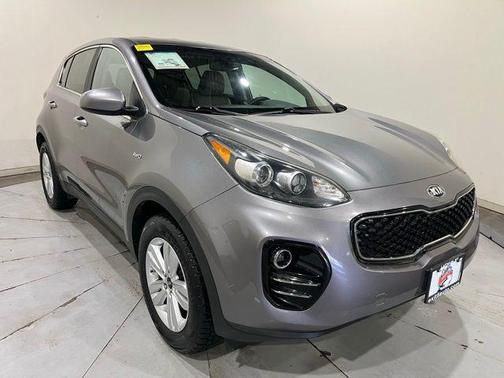 Mineral Silver 2019 Kia Sportage LX