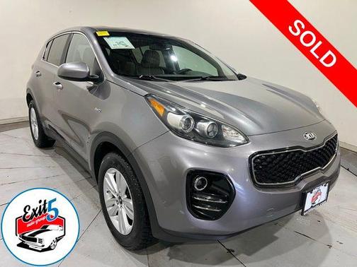 Mineral Silver 2019 Kia Sportage LX
