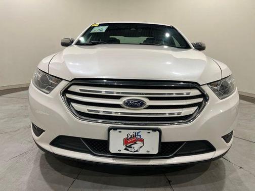2018 Ford Taurus Limited