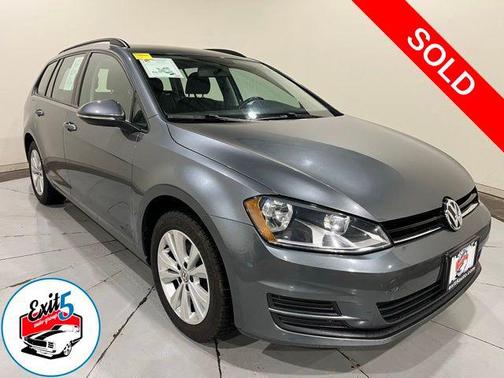 2017 Volkswagen Golf SportWagen TSI S