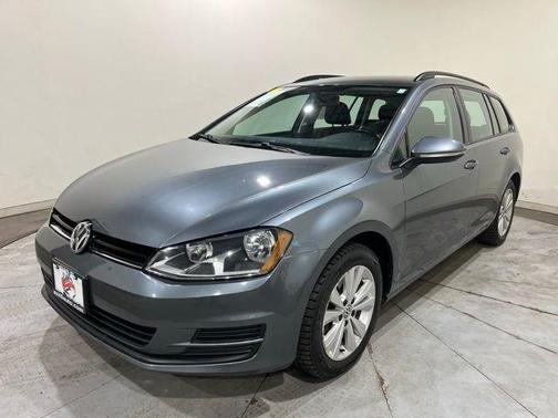 2017 Volkswagen Golf SportWagen TSI S