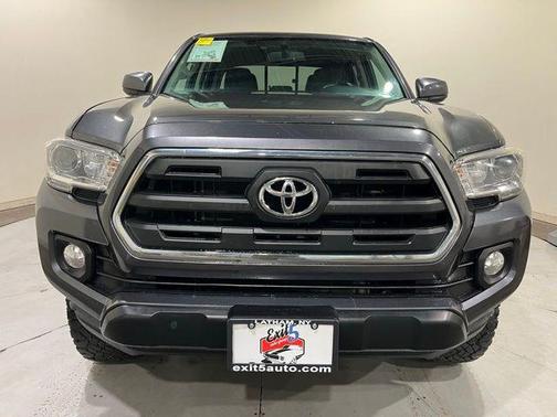 2017 Toyota Tacoma SR5