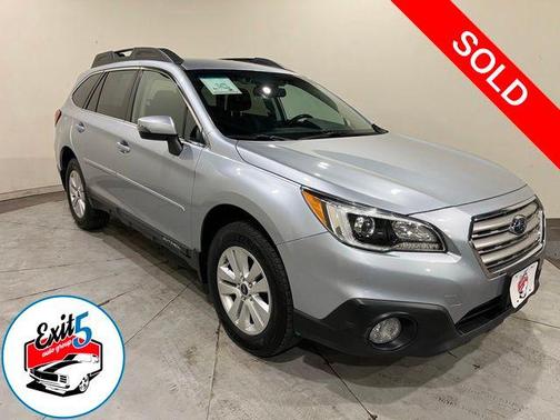 Ice Silver Metallic 2016 Subaru Outback 2.5i Premium