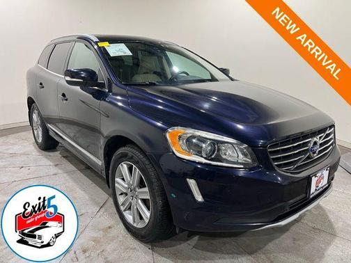 2017 Volvo XC60 T5 Inscription