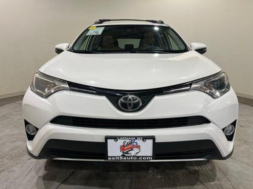 Super White 2017 Toyota RAV4 XLE