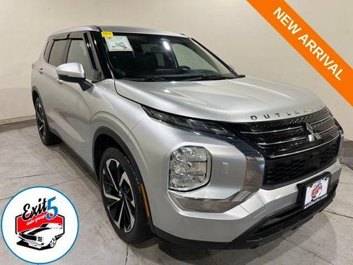 2022 Mitsubishi Outlander ES 2.5 S-AWC