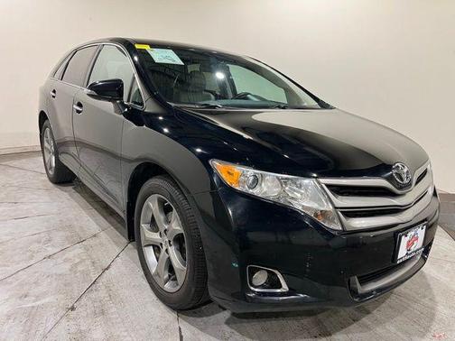 Attitude Black 2014 Toyota Venza XLE