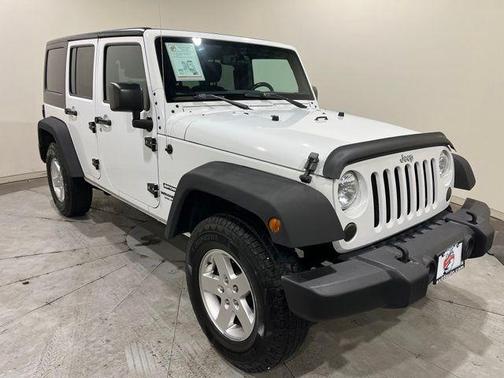 Bright White Clearcoat 2016 Jeep Wrangler Unlimited Sport