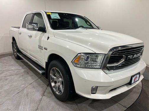 2017 RAM 1500 Limited Crew Cab 4x4 5'7' Box