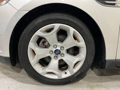 Ingot Silver 2012 Ford Taurus SEL