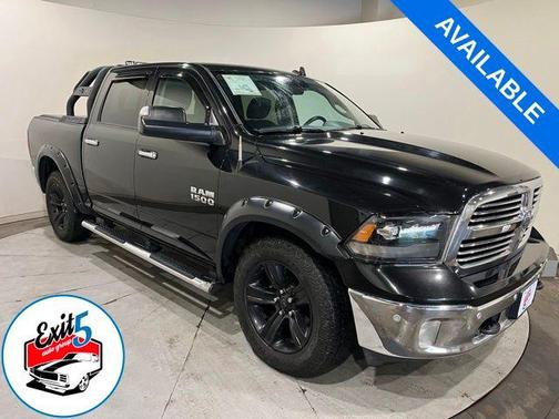 Brilliant Black Crystal Pearlcoat 2017 RAM 1500 Big Horn