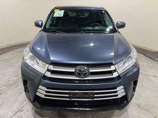 Blue 2018 Toyota Highlander LE