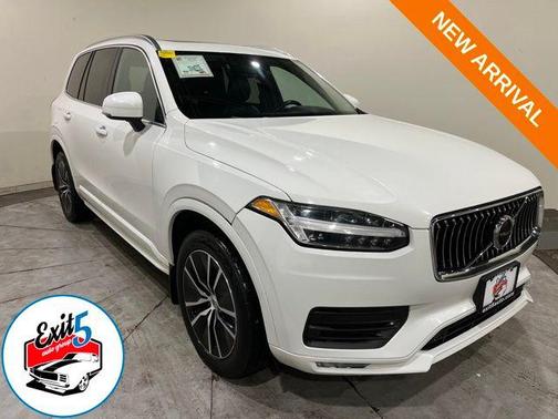 Ice White 2020 Volvo XC90 T5 Momentum