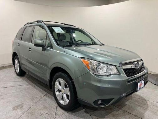 Jasmine Green Metallic 2016 Subaru Forester 2.5i Premium