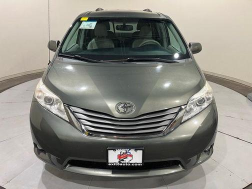 2014 Toyota Sienna XLE