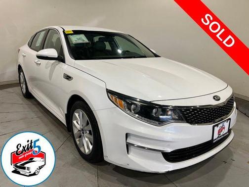 Snow White Pearl 2016 Kia Optima EX