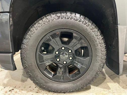 Graphite Metallic 2017 Chevrolet Silverado 1500 2LT