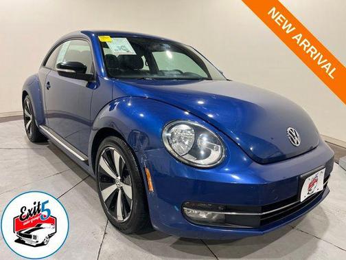 2012 Volkswagen Beetle Base