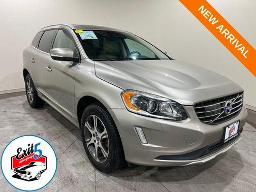 2015 Volvo XC60 T6 Platinum