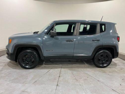 Anvil 2017 Jeep Renegade Sport