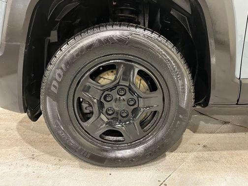 Anvil 2017 Jeep Renegade Sport