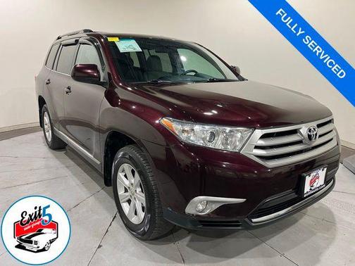 2012 Toyota Highlander SE