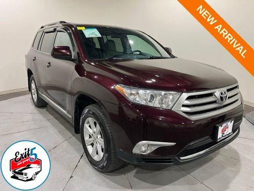 2012 Toyota Highlander SE
